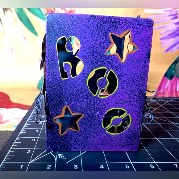 Vintage Folk Art Metal Halloween Candle Holder - Picture 4 of 9